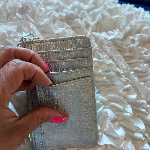 Small Card/Coin Wallet • Silver w/ Zipper • - Picture 6 of 9